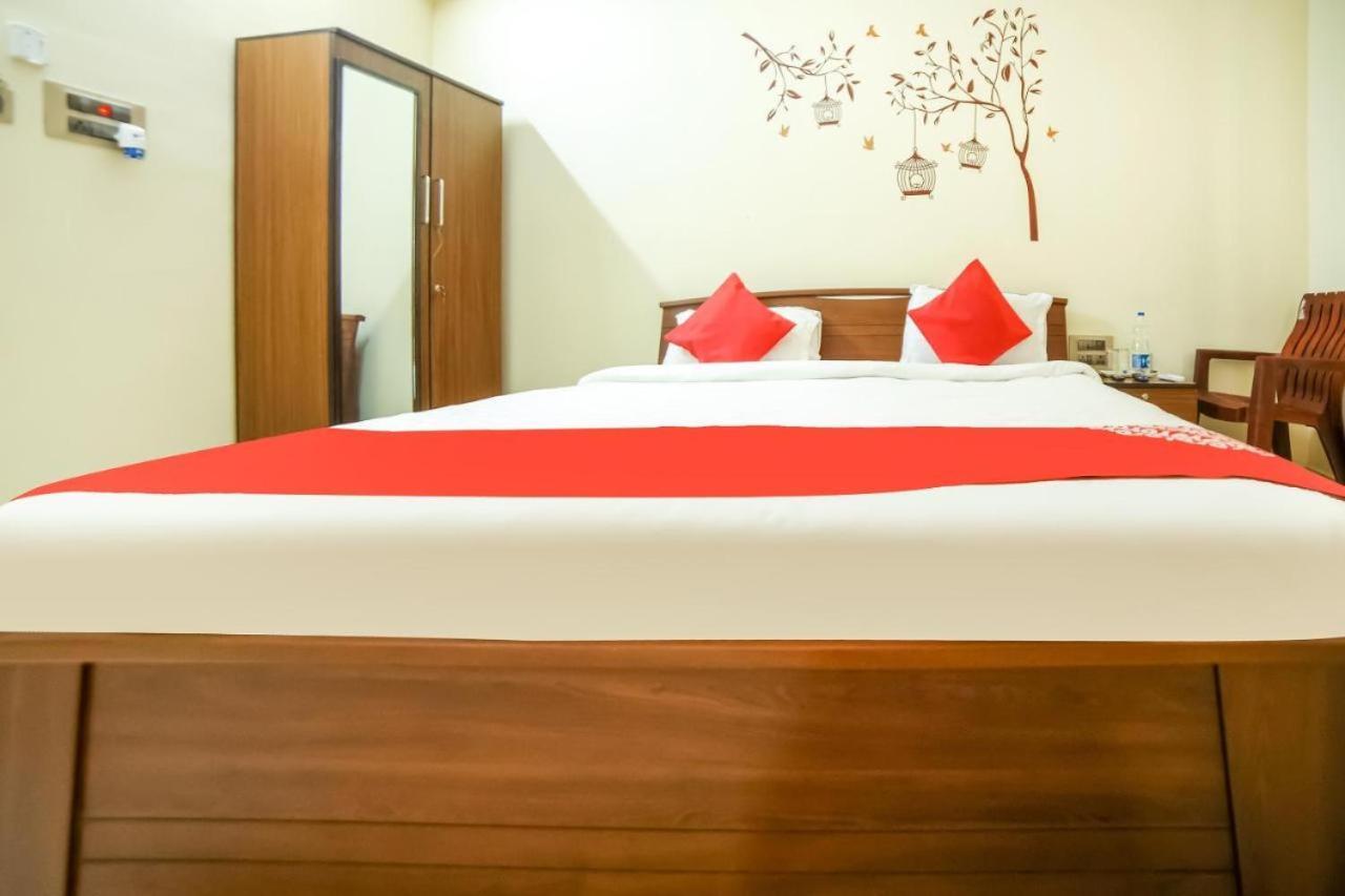 Nandas Grand Nellore Buitenkant foto